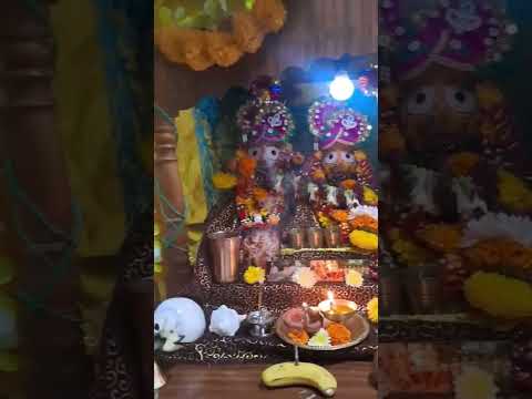 Hari Hari tulsa Gori Gori Radha 🙏 # song Krishna bhajan short viral video Nisha Pandey ke bhakti gan