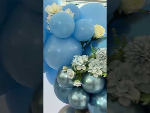 Birthday decor | Blue balloons | Open arch