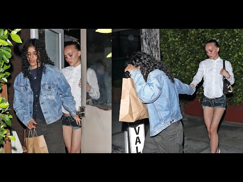 Model Lily-Rose Depp Steps Out For Dinner with Girlfriend 070 Shake in LA!