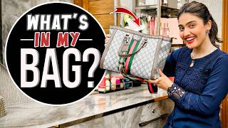 WHAT'S IN MY BAG | ft.  IQRA KANWAL 😍👜 | Sistrology