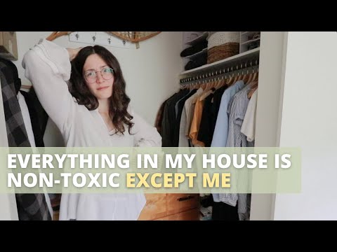 Decluttering my closet so I'm not such a bitter wife