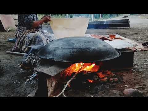 Iranian daily nomadic lifestyle|This video is about bread baking by Iranian nomad women