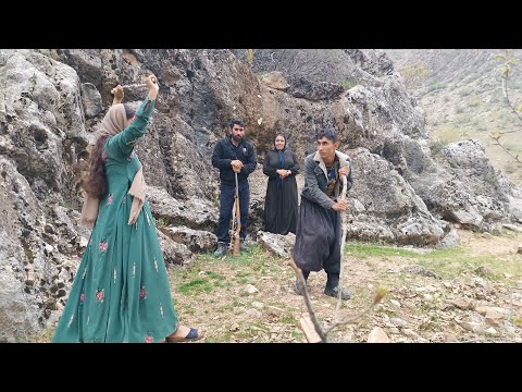 "Traditional games in nature: Qasim nomadic family and stick games in the mountains"