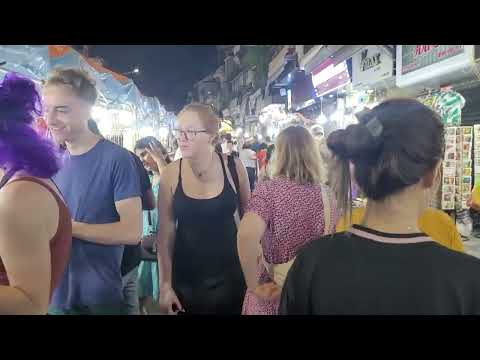 HANOI  NIGHT MARKET EXPERIENCED