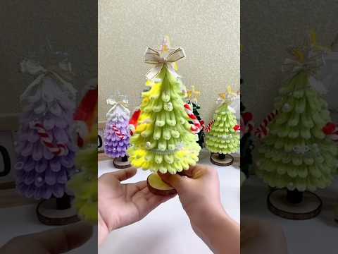 Christmas tree diy in pipe cleaner #christmas #gift #diy #diygift #craft #homemadegifts #craftyideas