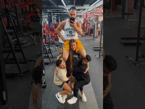 CARRYING 3 HUMAN AT GYM  💪🏽 @sharif_2is @Djavid @GogaTupuriya  #shorts #strongwoman #gym