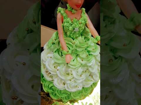 Aaj hai 3 cake ke orders ☺️ sabse pyara doll cake #shorts #shortsfeed #trending #cake #youtube