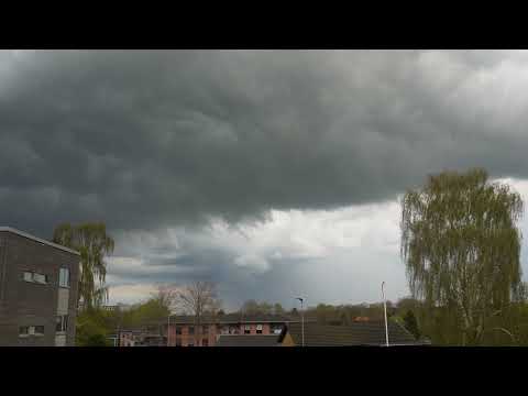 Spring evening with some threatening stormclouds about