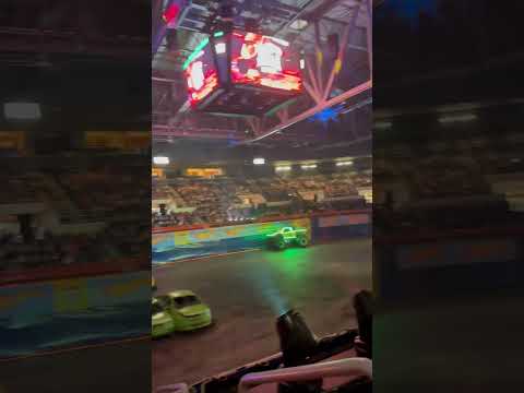 Hot Wheels Glow Party - Amica Pavillon providence