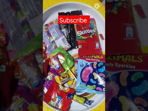 FRUIT FLAVOUR CANDY || SKITTLES LOT'S OF CANDIES #Shorts #Viral #moutwateringvideo