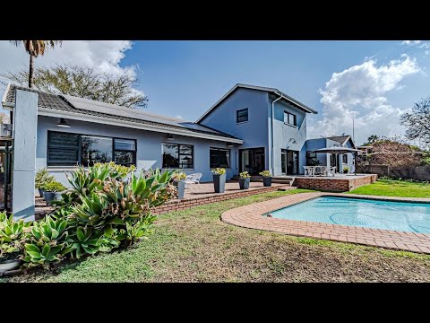 5 bedroom house for sale in Eldoraigne (Centurion) | Pam Golding Pretoria