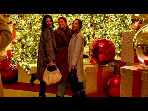 ✨️ LIVE NYC Looking for Christmas 2024 Decorations in Midtown New York City 🎊