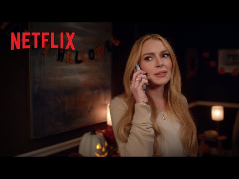 Lindsay Lohan Can’t Believe Who’s At Her Front Door | The Holidays Start On Netflix