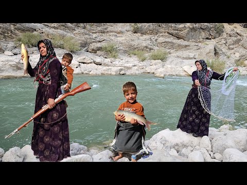 Nomadic woman: fishing by a nomadic woman