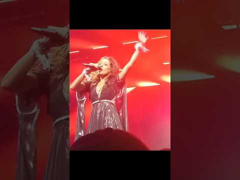 Subah Hone Na De Sunidhi Chauhan Live #sunidhichauhan #Svp #mumbai #concerts #viral