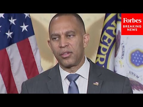 Hakeem Jeffries Asked: 'Who Do You Think Is The Leader Of The Democratic Party Right Now?'