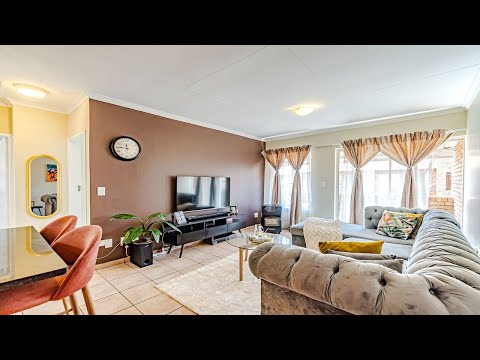 Apartment for sale in Clarina | Pam Golding Properties