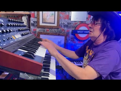 Test Cricket Theme Tune - 'Soul Limbo' Played On KORG SV1 Reverse Keys - Rare - Terry Miles