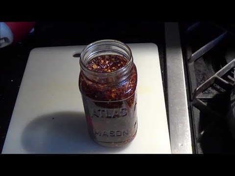 Fast Garlic Chili Oil