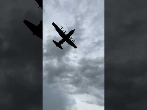 EAA AirVenture Oshkosh 2024: The C-130 departs from #OSH24