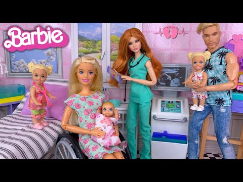 Barbie & Ken Doll Family Have a New Baby Girl Story