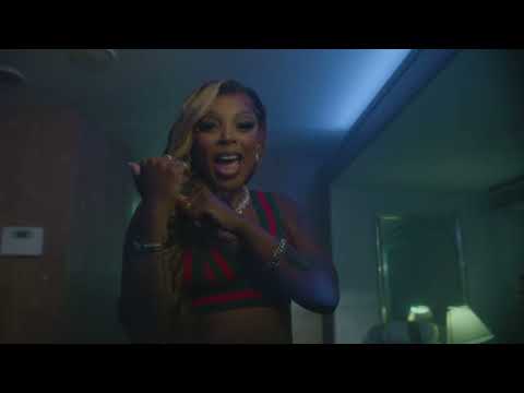 Chelly Flame - "Bandz" [Official Video]