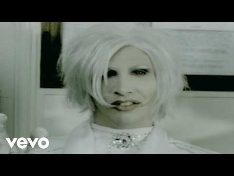 Marilyn Manson - I Don't Like The Drugs (But The Drugs Like Me)