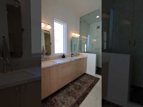 Bathroom with Natural Light #bathroomdesign #bathroom #naturallighting