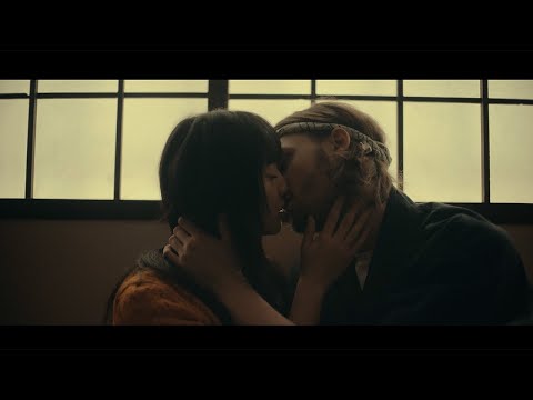 Koki，のキスシーンが公開　父親役の本木雅弘も登場　アイスランド青年との恋を描いた映画TOUCH／タッチ」予告編