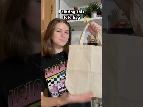 Painting a tote bag #youtubeshorts #giftideas #fyp