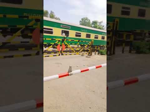 Green line train speed 140km - passing away okara #shorts