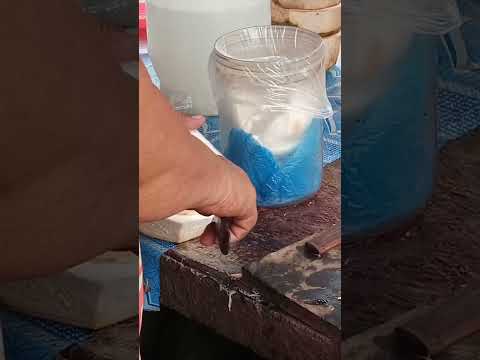 sariwang laman ng buko pH street food #satisfying #buko #streetfood #youtubeshorts @GatchieJr33