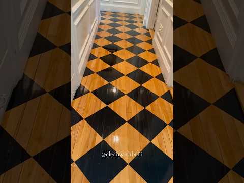 Mopping & leaving floors shiny🤩✨🫧 #cleaningvideo #mopping #satisfying #cleaning