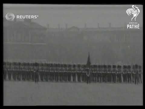 Guards rehearse Trooping the Colour in preparation for the ceremony in honour of His Majes...(1928)