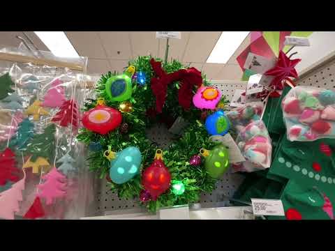 Gemmy 2022 Musical Wreath with Talking Ornaments In-Store Demo at Target