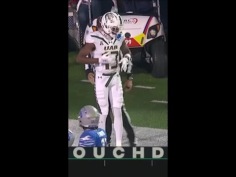 Iverson Hooks with a 75-yard touchdown pass to Uab vs. Memphis