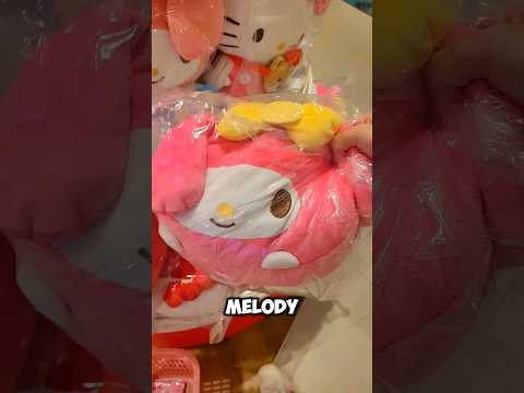 My Melody But It's GIANT! 🩷🎀 #sanrio #squishmallows