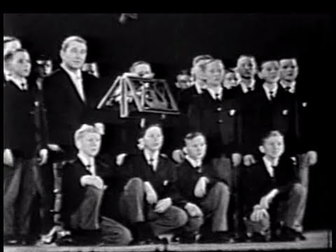 Perry Como & The Texas Boys' Choir Live - Inchworm