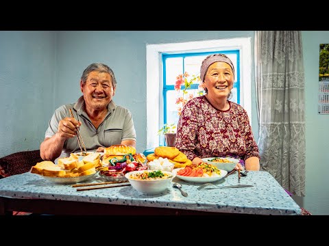 Chinese Muslim Couple in Kyrgyzstan Showed Their Happy Life