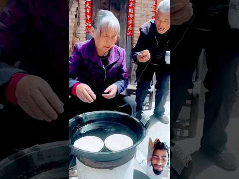 Grandmother coking food for His Husbands #food #chinesefood #streetfood #cooking #chinesedumplings