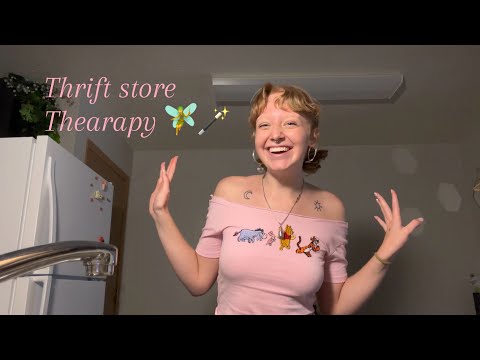 VLOG #3 | Thrift Haul / Apartment Tour 🌿☺️