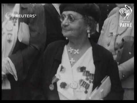 Vimy pilgrims' tribute to war-dead. 4,000 ex-soldiers march to impressive service in White...(1936)