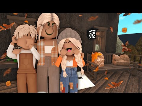 KIDS *FALL* TREEHOUSE MAKEOVER! 🌳 | ROBLOX BLOXBURG FAMILY ROLEPLAY | **WITH VOICE**