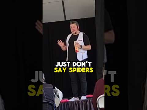 😬 DON'T SAY SPIDERS! ... or snakes! 🫣#magic #magicshow #spiders #snakes #scared #magician