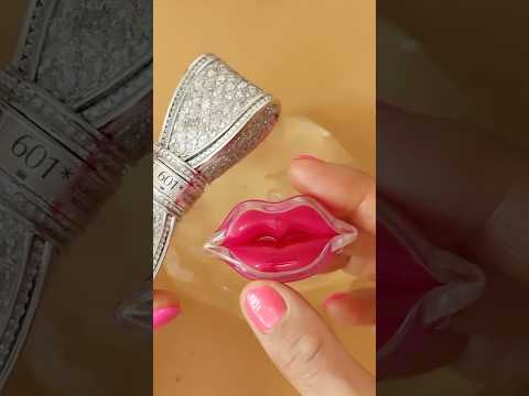 #asmr #pipingbagsslime #satisfying #oddlysatisfying #pipingbags #relaxingslime #lips #love #red