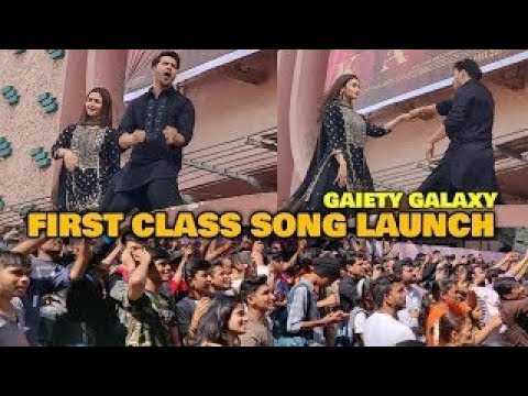 KALANK | First Class Song Launch at Gaiety Galaxy | Varun Dhavan, Alia Bhatt | Public Reaction