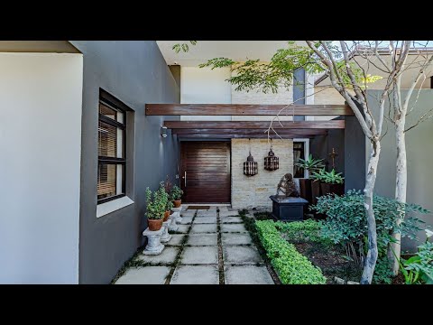 3 bedroom house for sale in Lombardy Estate | Pam Golding Properties