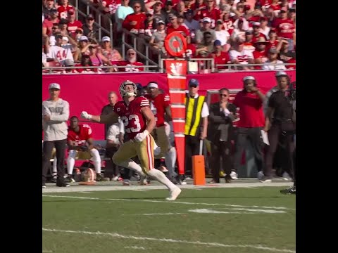 Christian McCaffrey catches for a 30-yard Gain vs. Tampa Bay Buccaneers