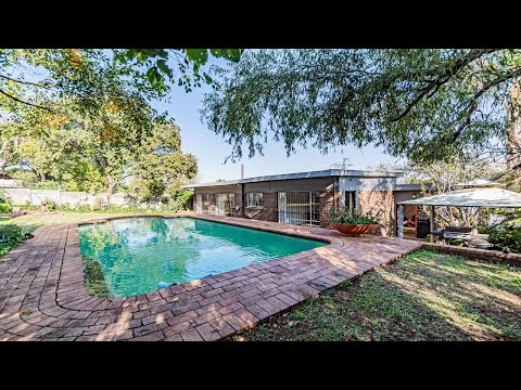 3 bedroom house for sale in Clubview | Pam Golding Properties