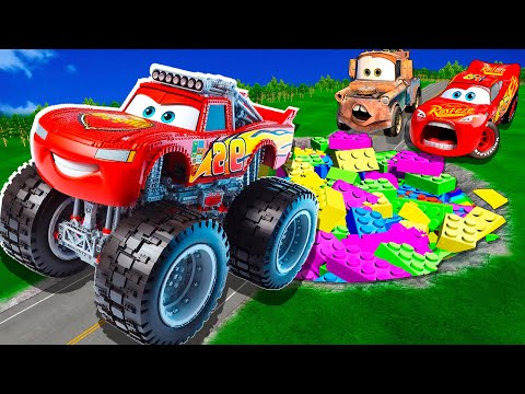 LEGO Pit Transform In Lego Car Lightning McQueen & Big & Small Pixar Cars! Beam.NG Drive!